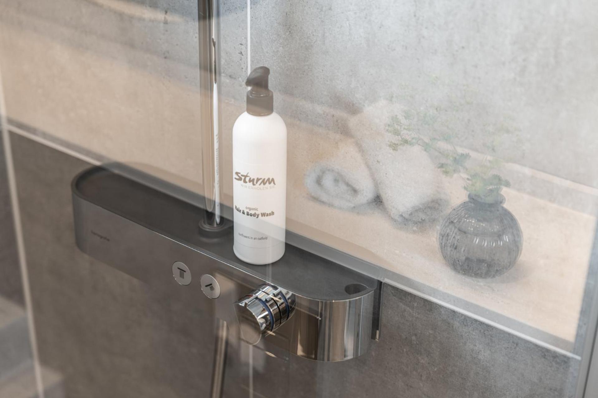 Hotel Sturm Bio- & Wellnesshotel In Der Rhoen 梅尔里希斯塔特 外观 照片